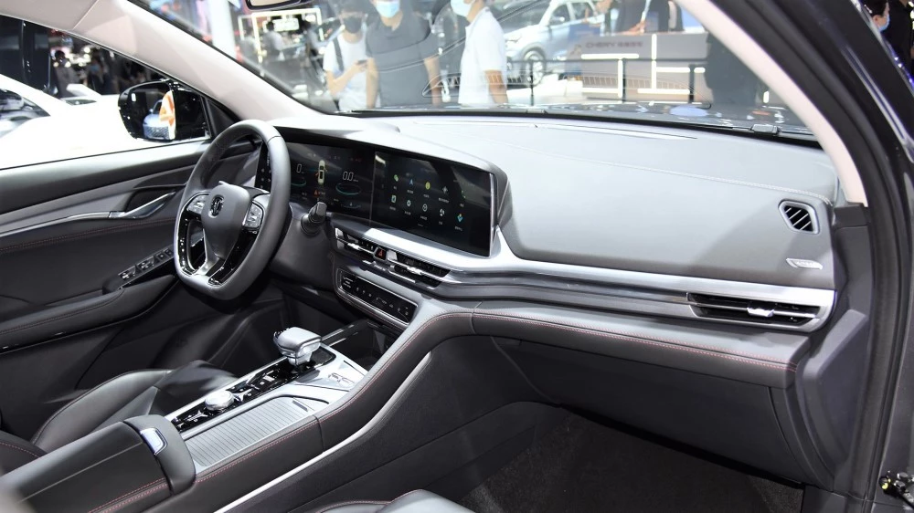 Changan CS75 Plus салон