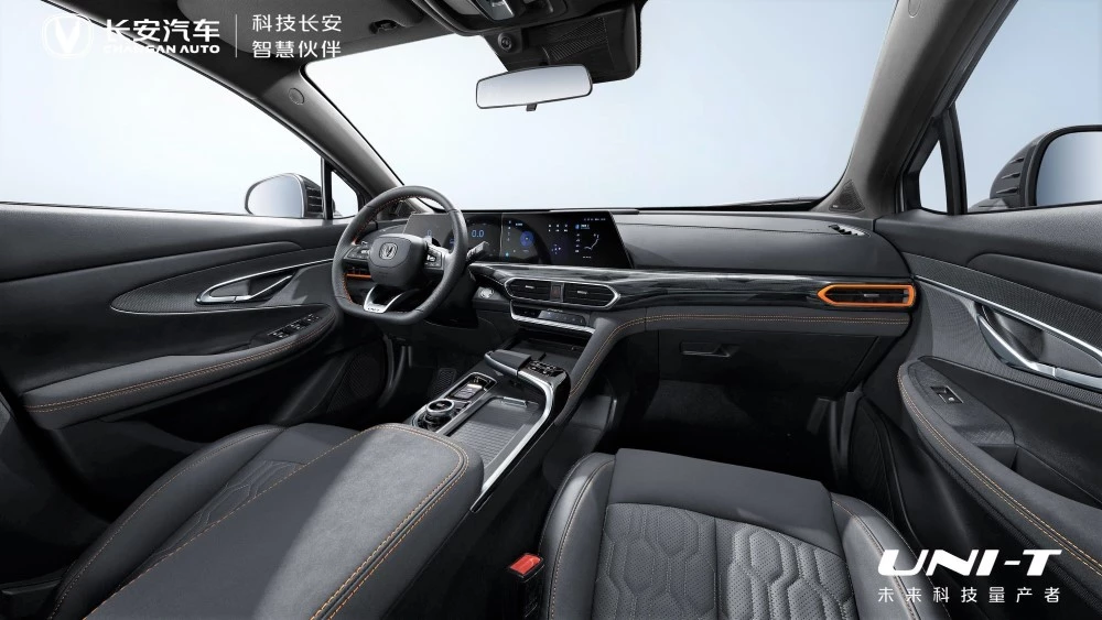 обновленный changan uni-t салон