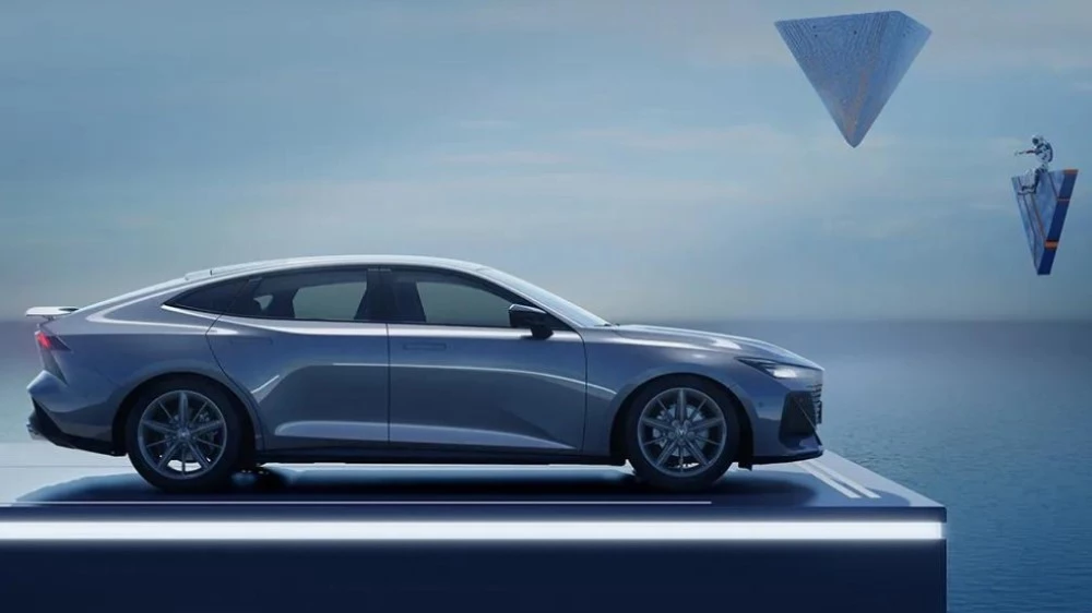 седан changan uni-v