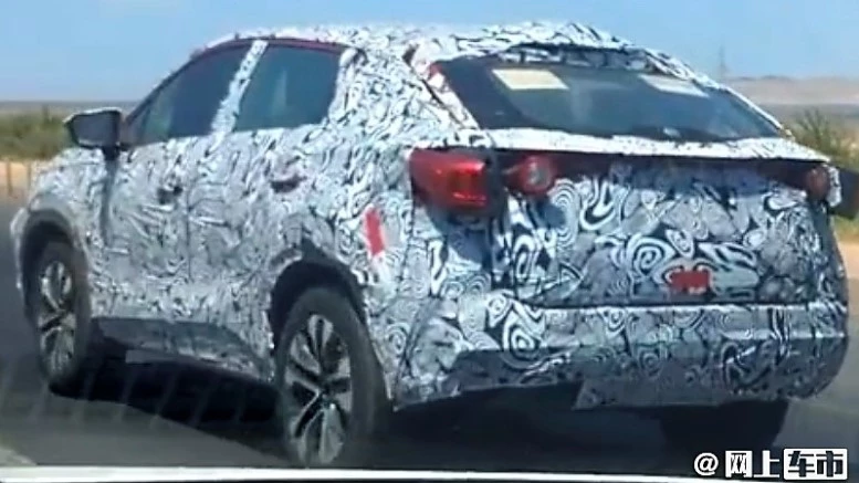 купе-кроссовер Chery