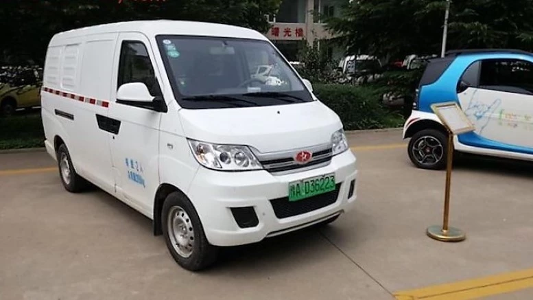фургон Hongxing V2