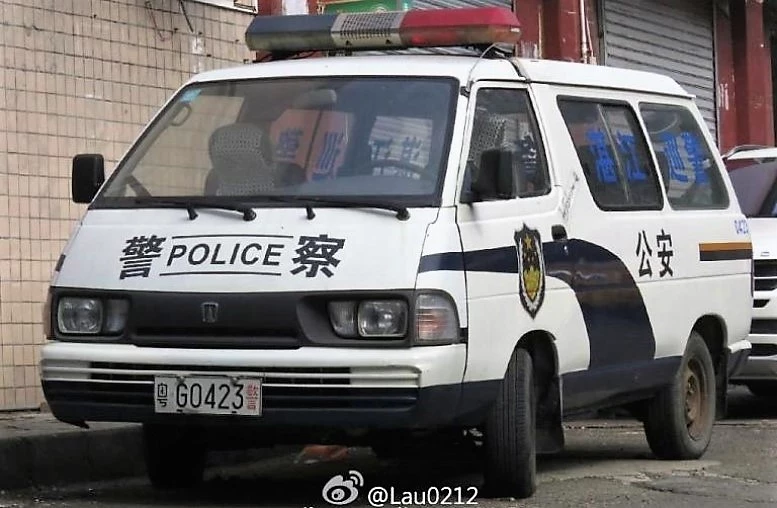 полицейский автомобиль в китае