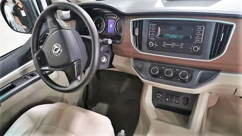 DongFeng M5EV салон