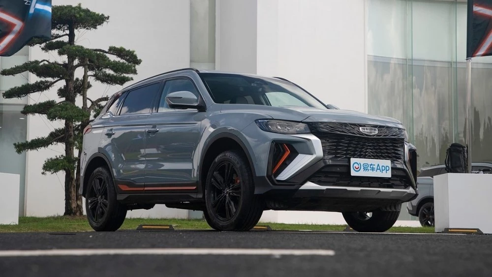 На Atlas Pro поставили «крест»? Geely открыла предзаказ на кроссовер Atlas X Geely Atlas X