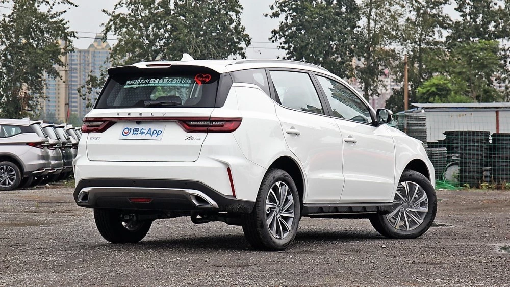 новый Geely Emgrand X7