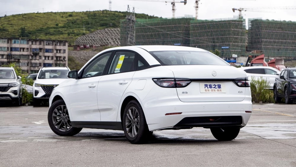 седан Weltmeister E5