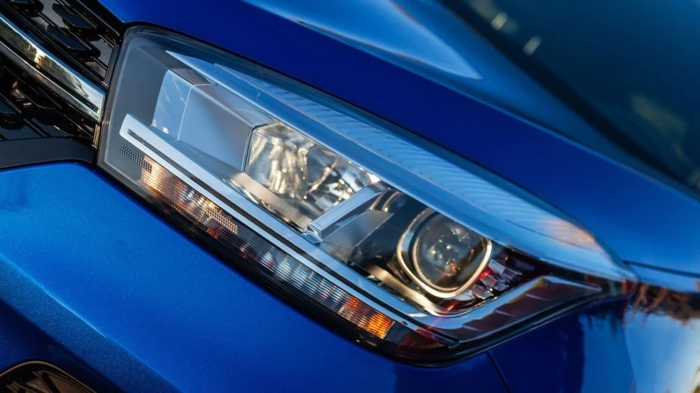 суд с дилером