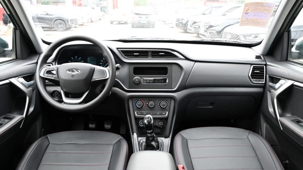 новый chery tiggo 3 салон