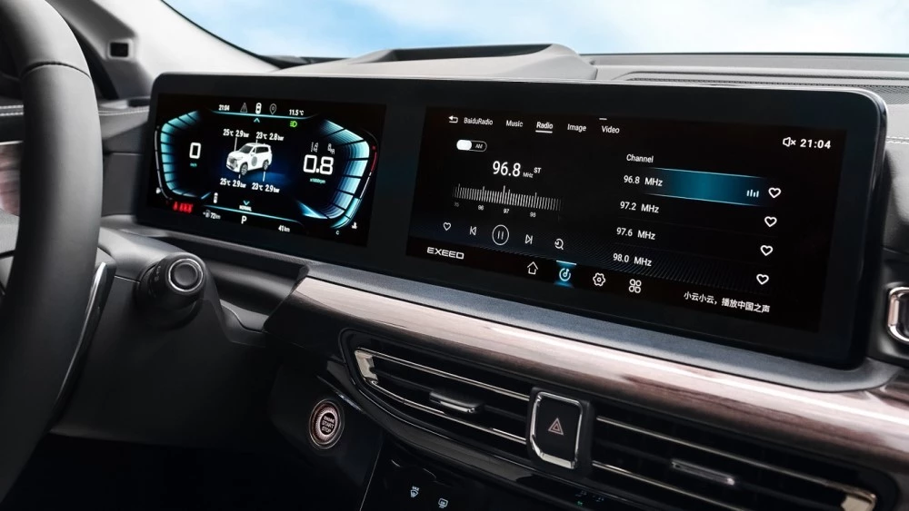 салон exeed vx приборка