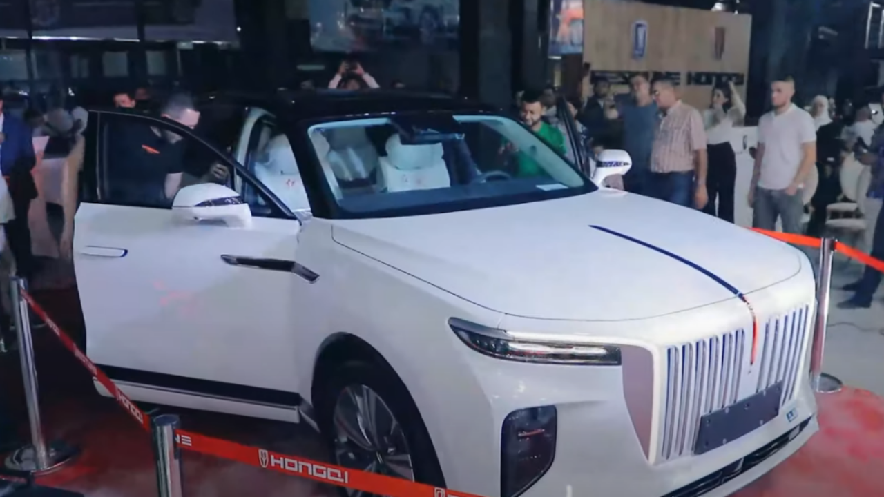 ������ ������������� Hongqi E-HS9 ��� ����� � ����������� - ���������  ����������