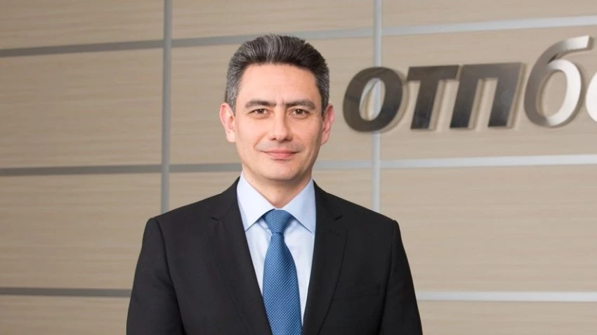 Денис Мавланов