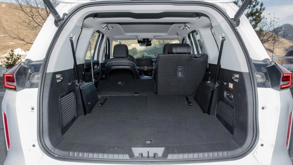 тест-драйв Exeed VX салон