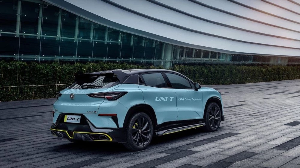 Changan Uni-T с 2-литровым мотором