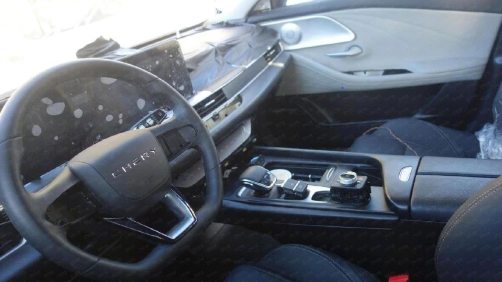 лифтбек Chery салон