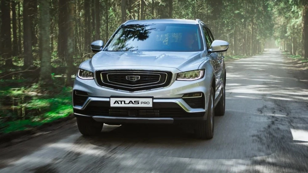 geely новинки 2022