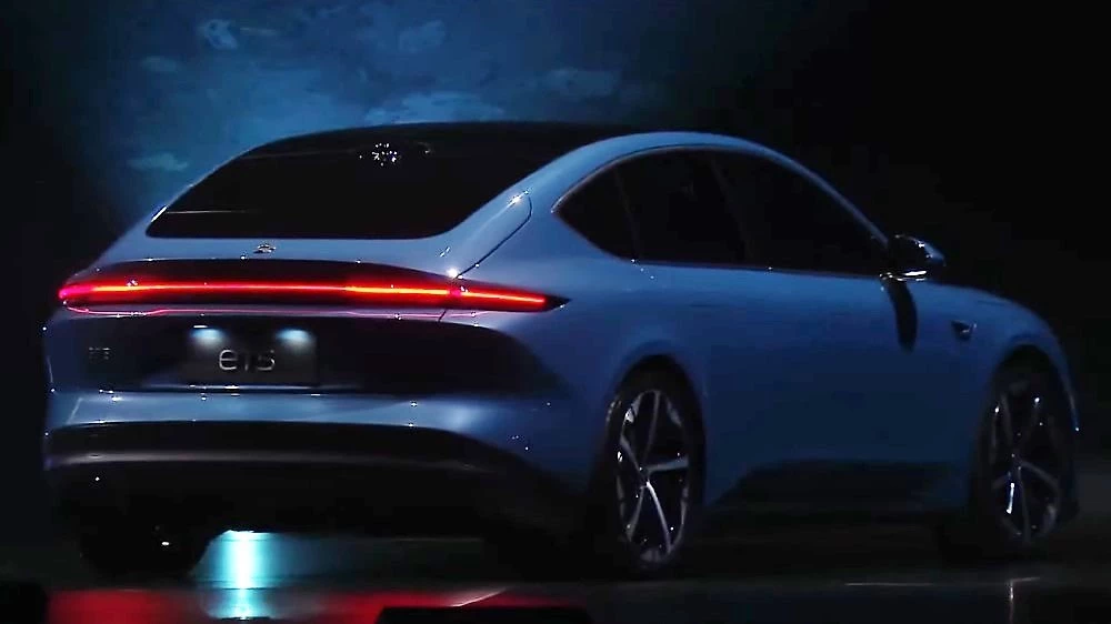 Nio ET5