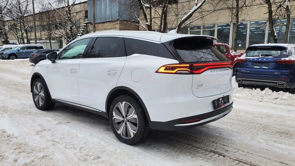 BYD Tang EV в России