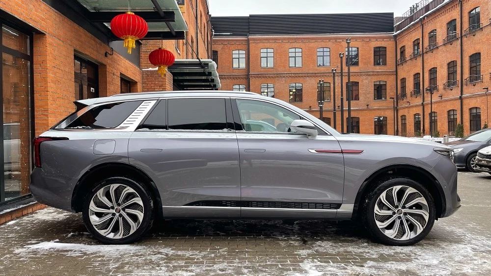 Hongqi E-HS9 в России