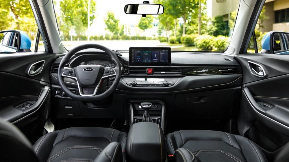 JAC S4 в России салон