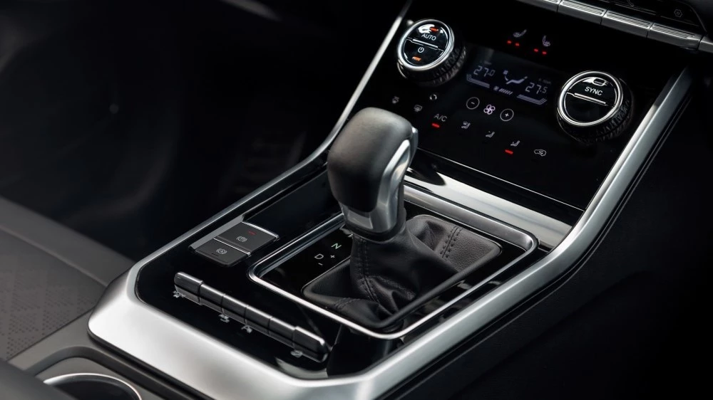 новый chery tiggo 8 салон