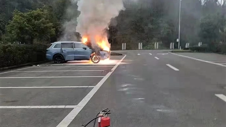 Li One сгорели