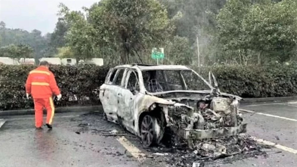 Li One сгорели