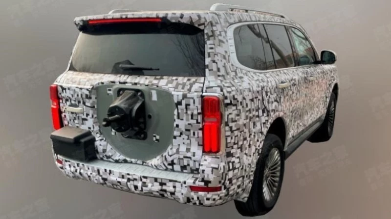 гибридный Tank 500