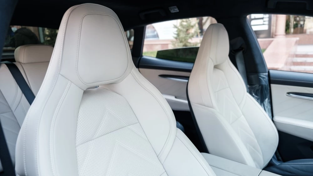 салон zeekr 001 в узбекистане