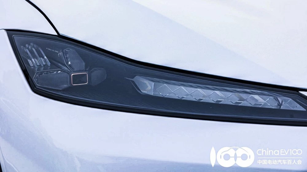 лифтбек Changan C385 фара