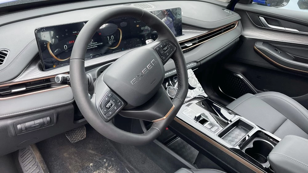 exeed lx салон
