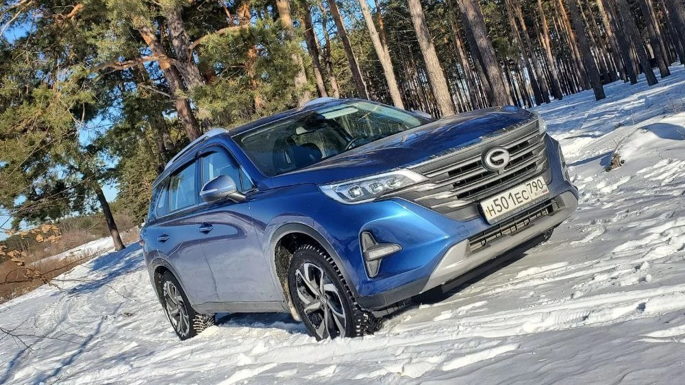 кроссовер GAC GS8