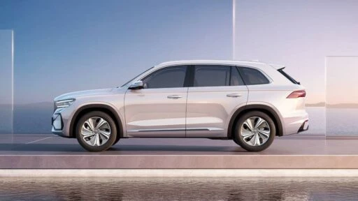 гибридная версия Geely Monjaro Thor Hi-X