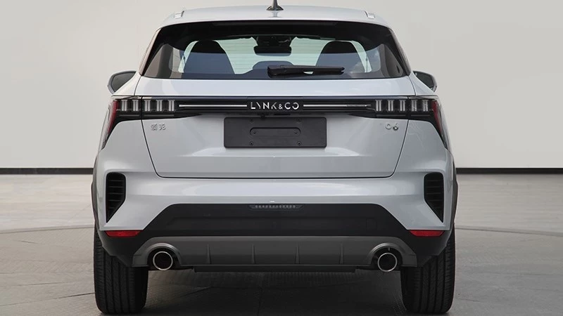Lynk & Co 06