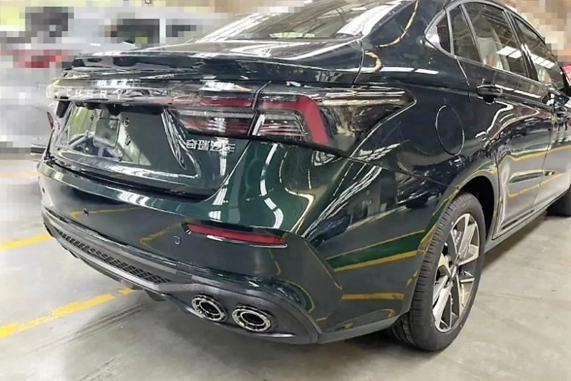 chery arrizo 5 GT сзади