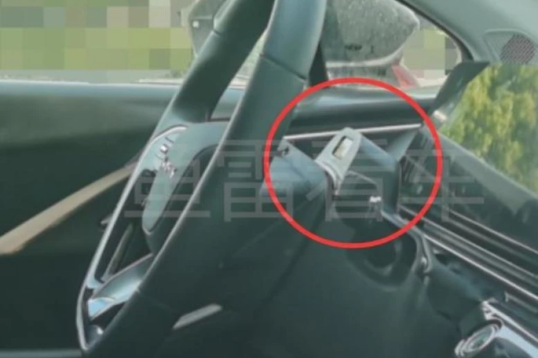 chery omoda 5 для европы салон