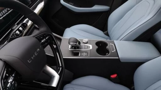 салон chery omoda 5 для россии