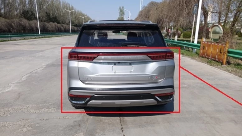 обновленный FAW Bestune Т99 сзади