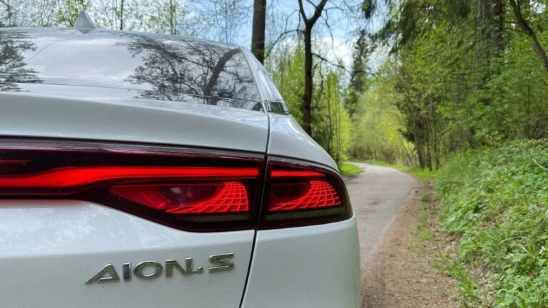 GAC Aion S 460