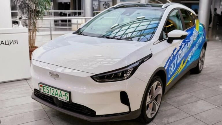 Как купить машину в Беларуси и привезти ее в Россию. Объясняет эксперт