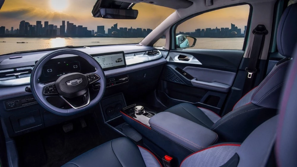 geely geometry e салон