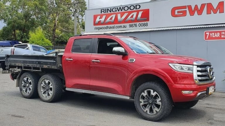 Great Wall Poer с шестью колёсами