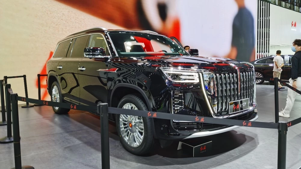 Hongqi LS7