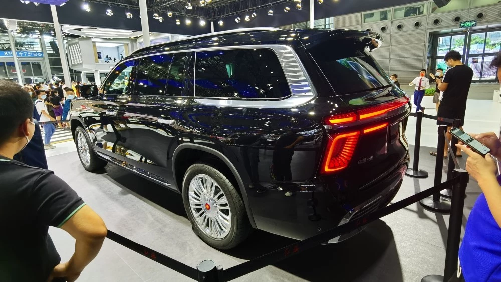Hongqi LS7