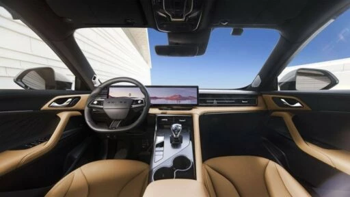 roewe rx5 салон экран