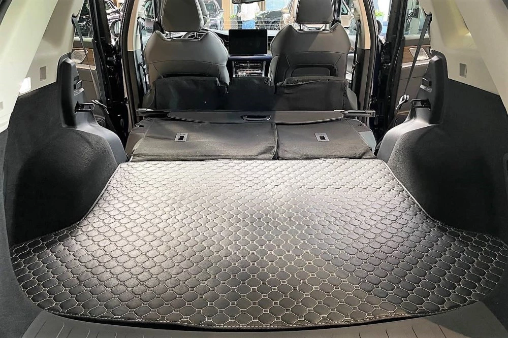 Skywell ET5 багажник