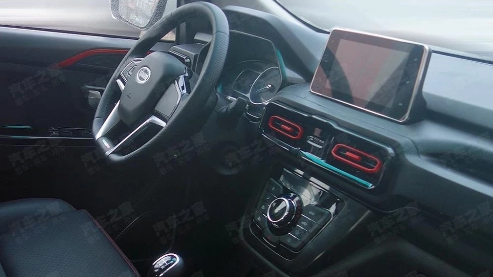 SWM Tiger салон