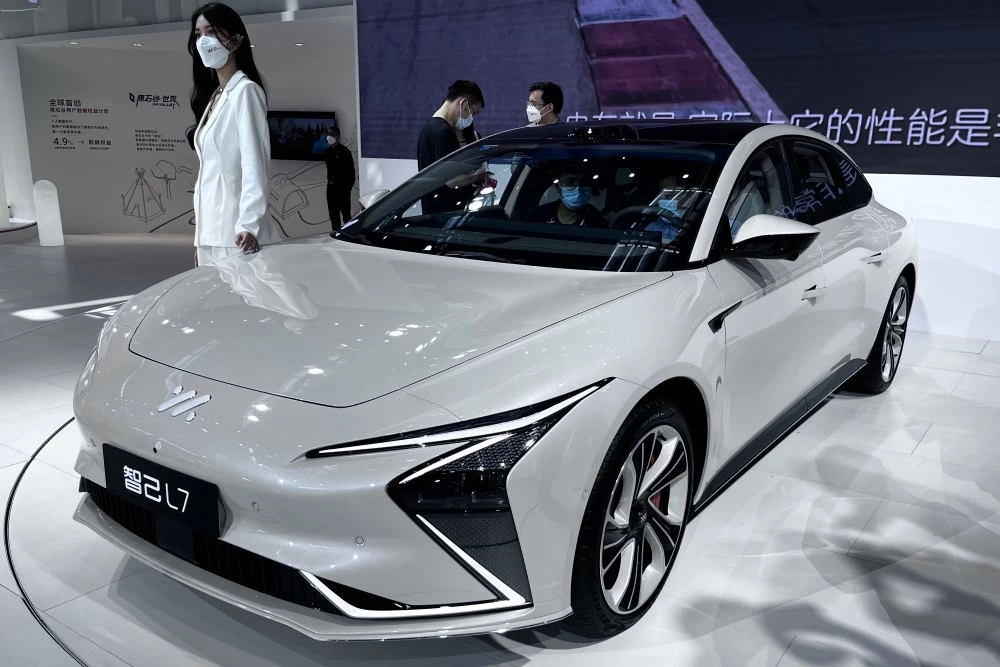 автосалон Zhiji IM L7