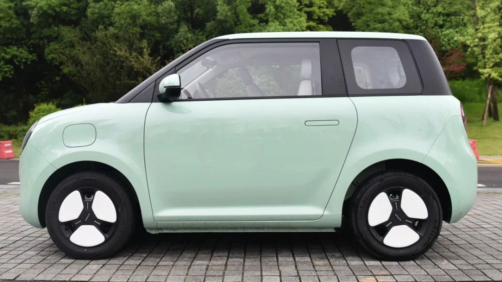 Changan Lumin сбоку