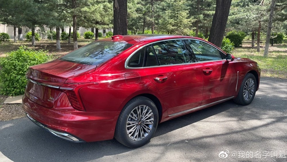 hongqi h5 сзади