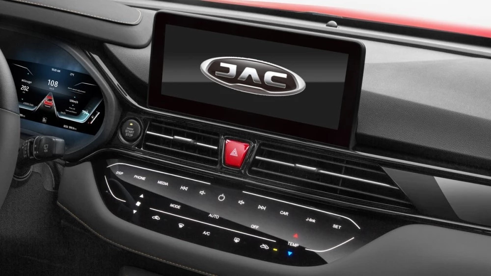 JAC JS4 салон в России